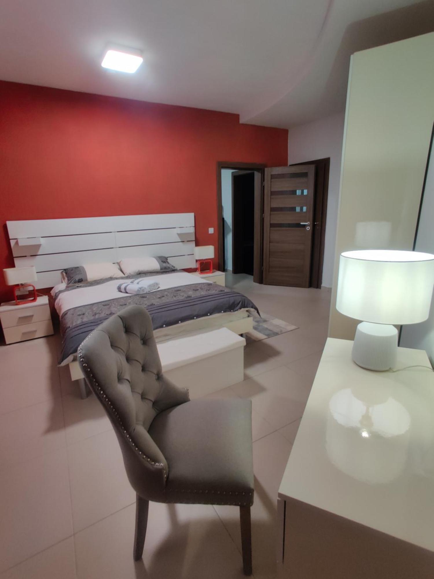 Depiro Point Deluxe - Modern, Designer Apartment 2 Minutes Away From Popular Sliema Seafront Zewnętrze zdjęcie