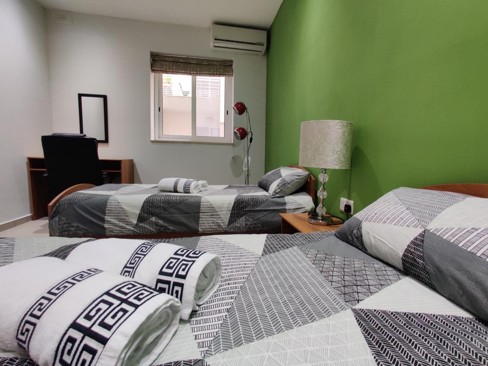 Depiro Point Deluxe - Modern, Designer Apartment 2 Minutes Away From Popular Sliema Seafront Zewnętrze zdjęcie